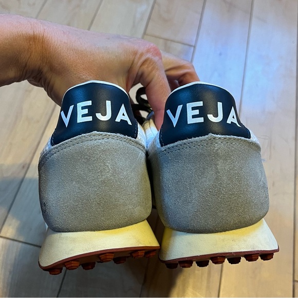 Veja Rio Branco Alveomesh Gravel Nautico Sneakers gray navy white size eight (8) - Picture 7 of 10